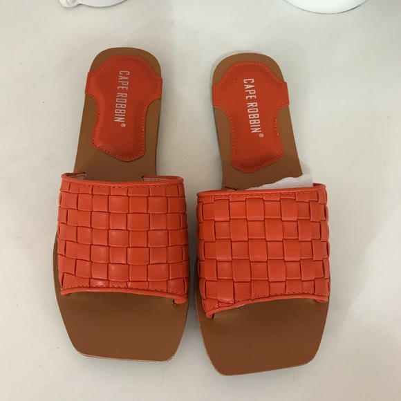 Forever 21 woven pattern square toe sandals - Picture 4 of 9